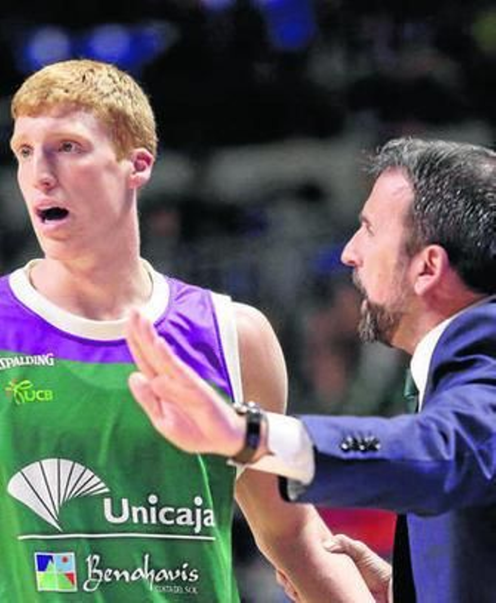 Plaza da órdenes a Alberto Díaz.