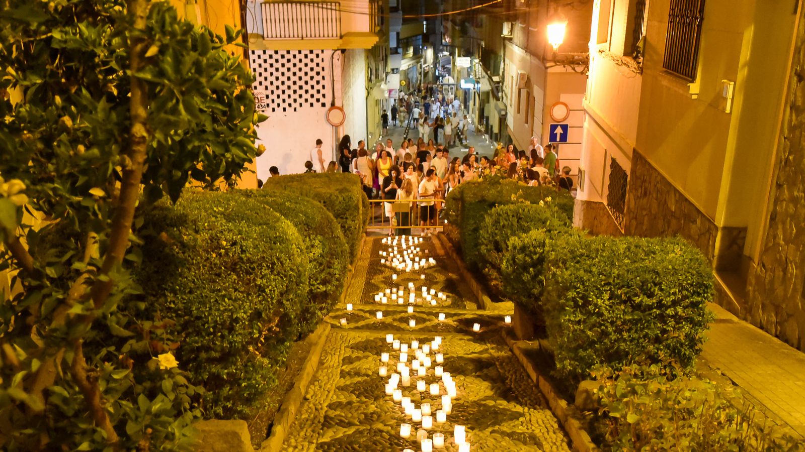 La noche de las velas y Perseidas de Algeciras, en imágenes