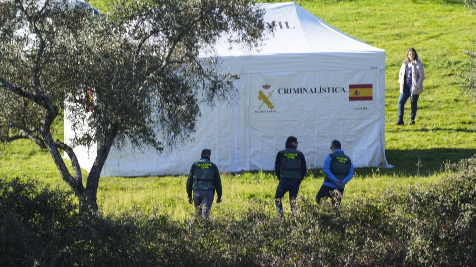 Carpa de criminalística ubicada en Santa Olalla del Cala.