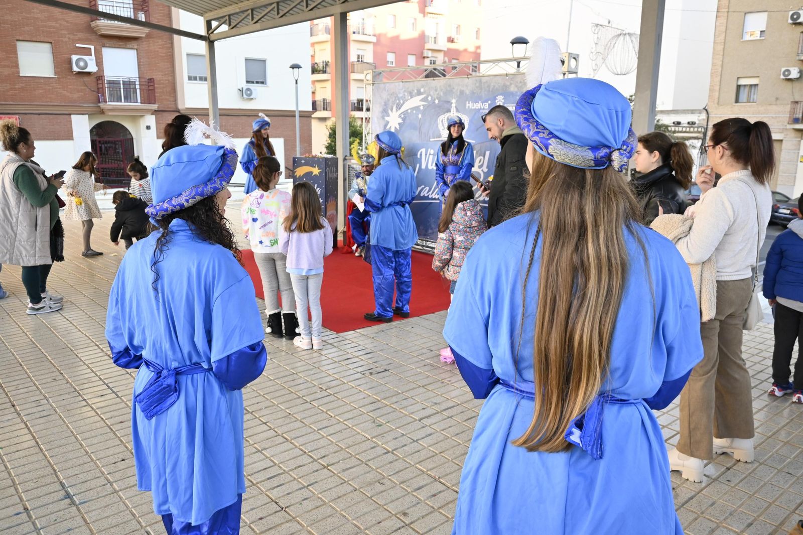 Recogida de cartas del paje real en la plaza Miguel Raya en el Molino, en imágenes
