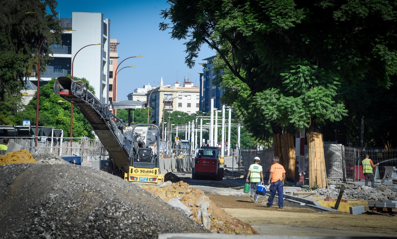 Imágenes de la situación de las obras del tranvía, en Nervión