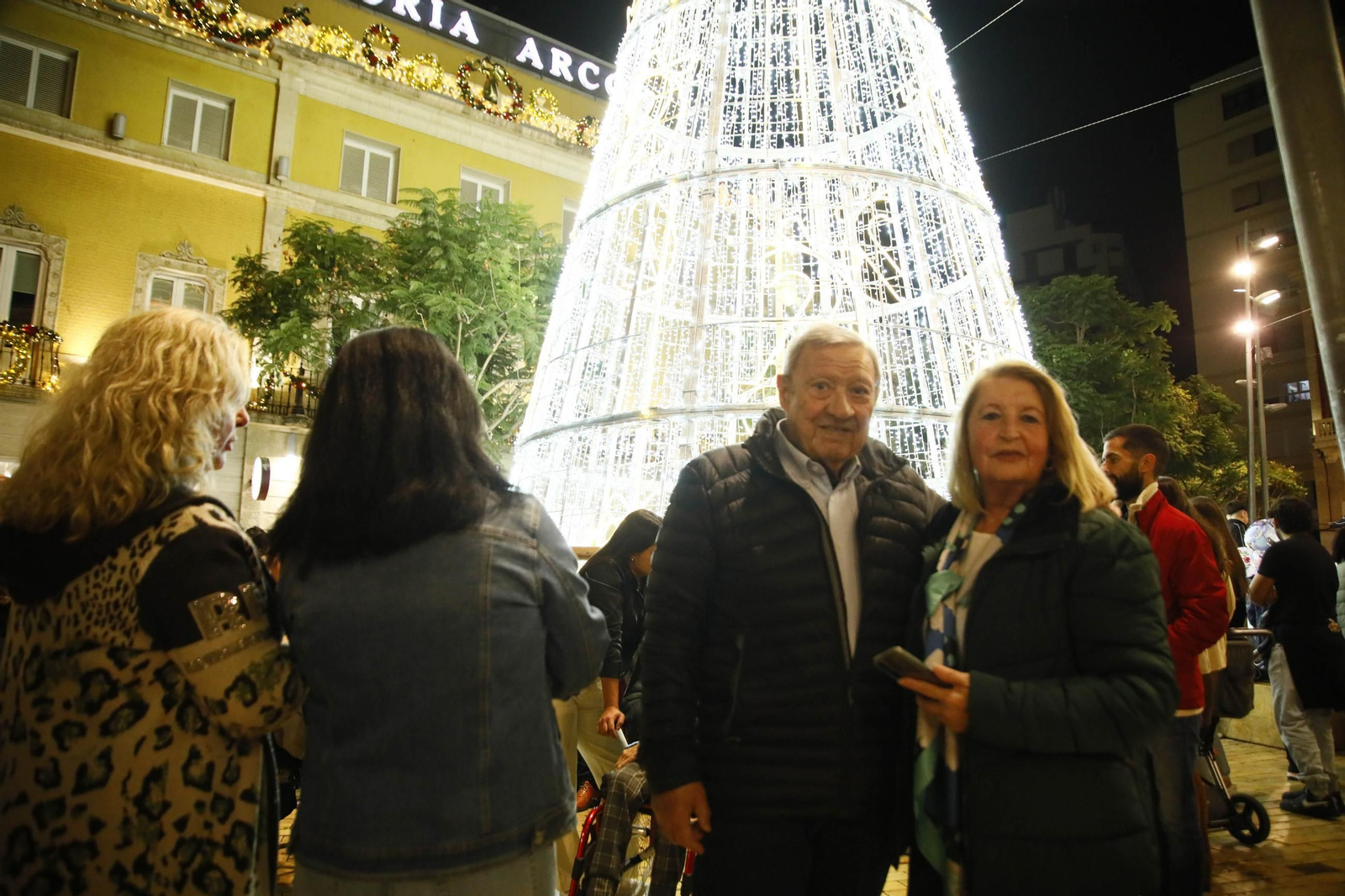Las mejores imágenes del encendido navideño en Almería