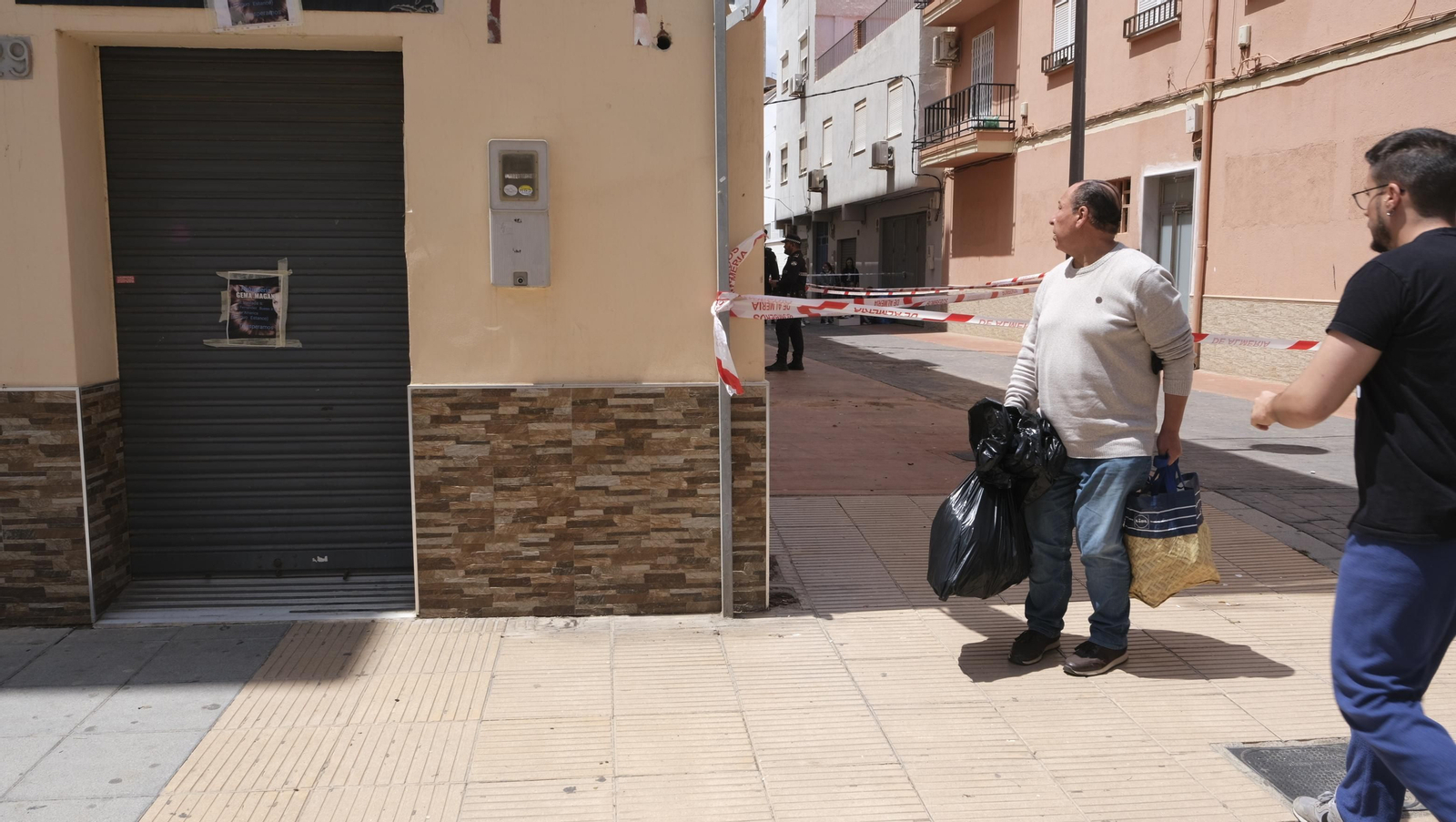 Imágenes de la vivienda con daños en el Tagarete. Almería