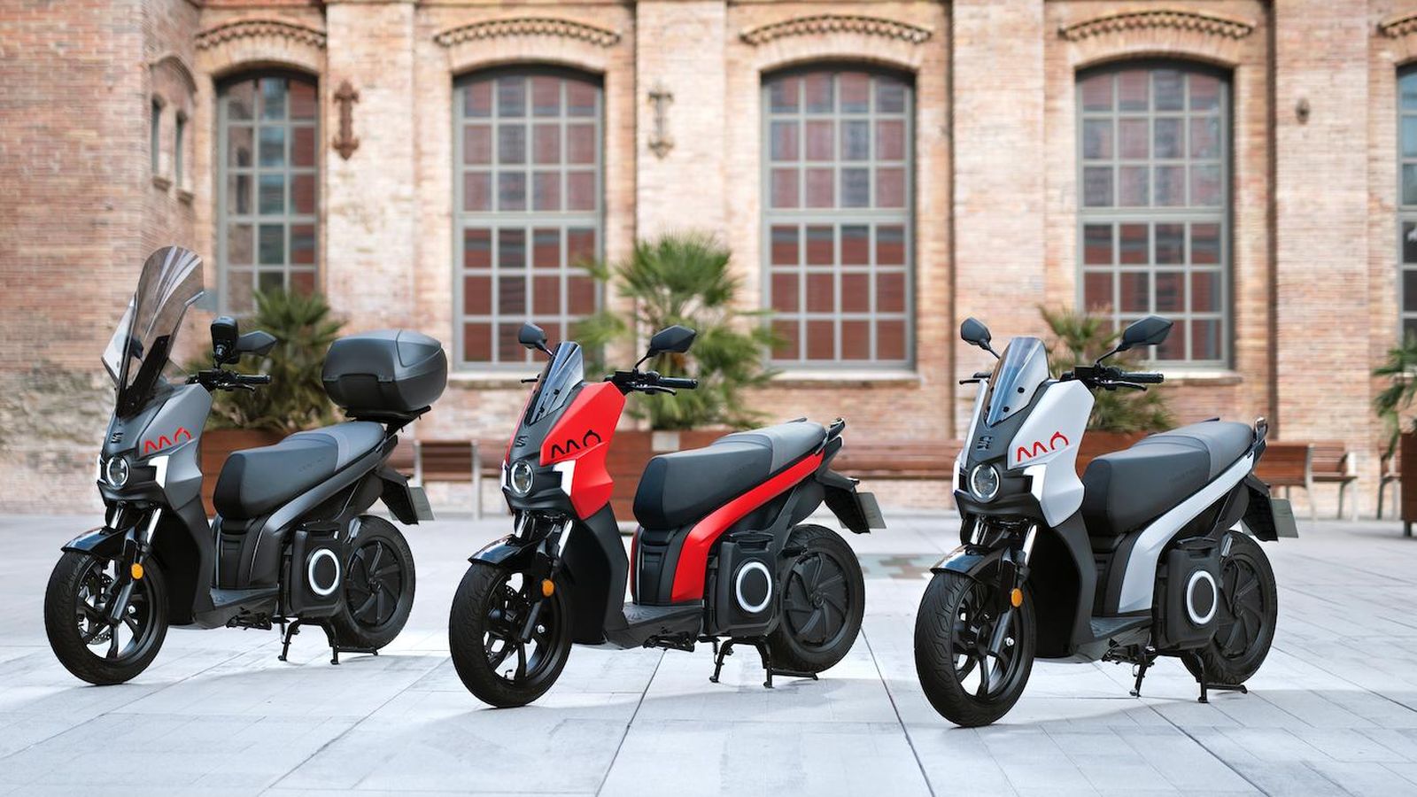 Además de varios colores, es posible elegir entre diferentes parabrisas para la nueva moto de Seat.