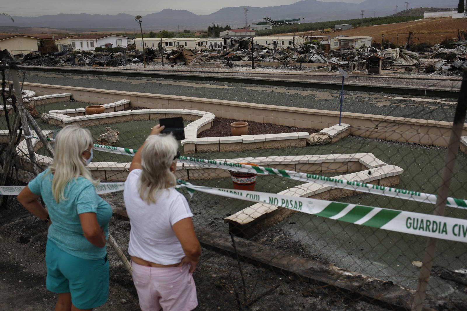 Las fotos del camping de Mollina, arrasado por el incendio