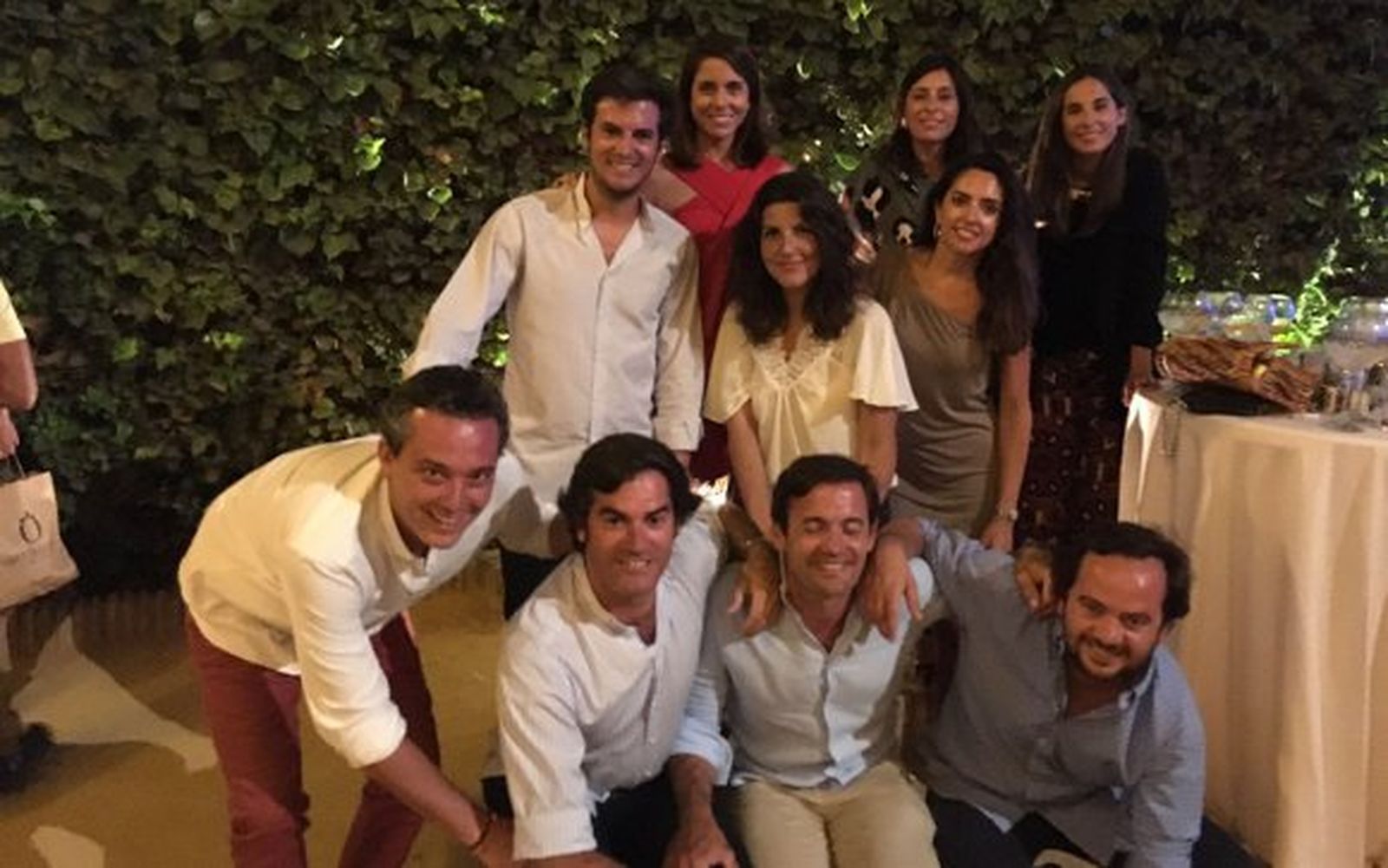 José Antonio Piña, Tinino Larrea, Bosco Aguilar, Antonio Serrano, Carlos Larrea, Silvia Samper, Rocío Valiente, María Luisa Pérez, Paloma Ibarreche y Ana López.

Foto: Ignacio Casas de Ciria