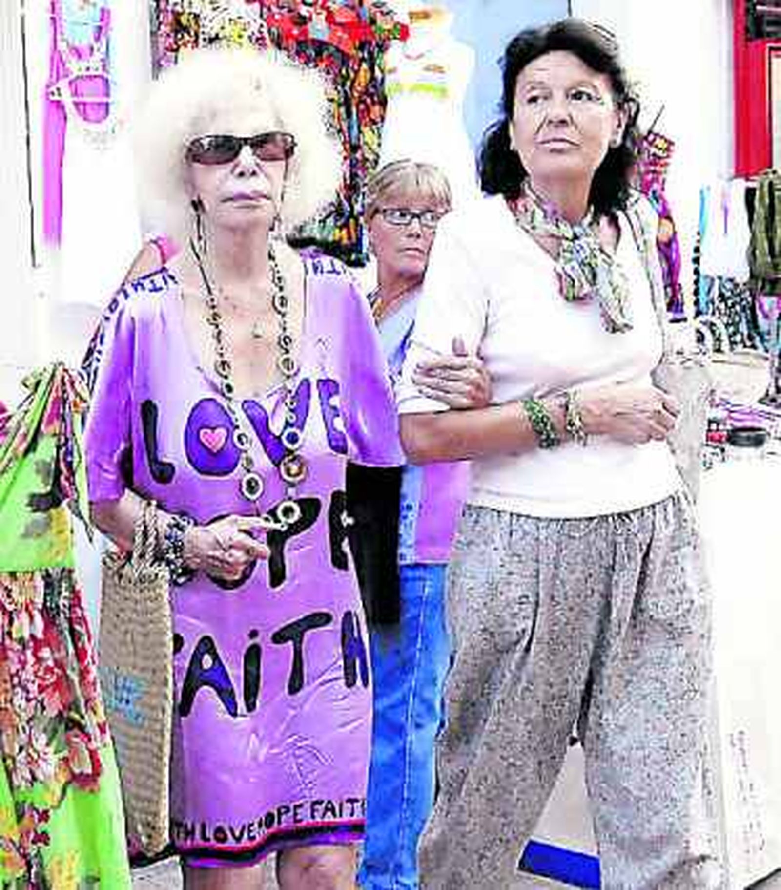 La Duquesa de Alba luce bikini en Ibiza