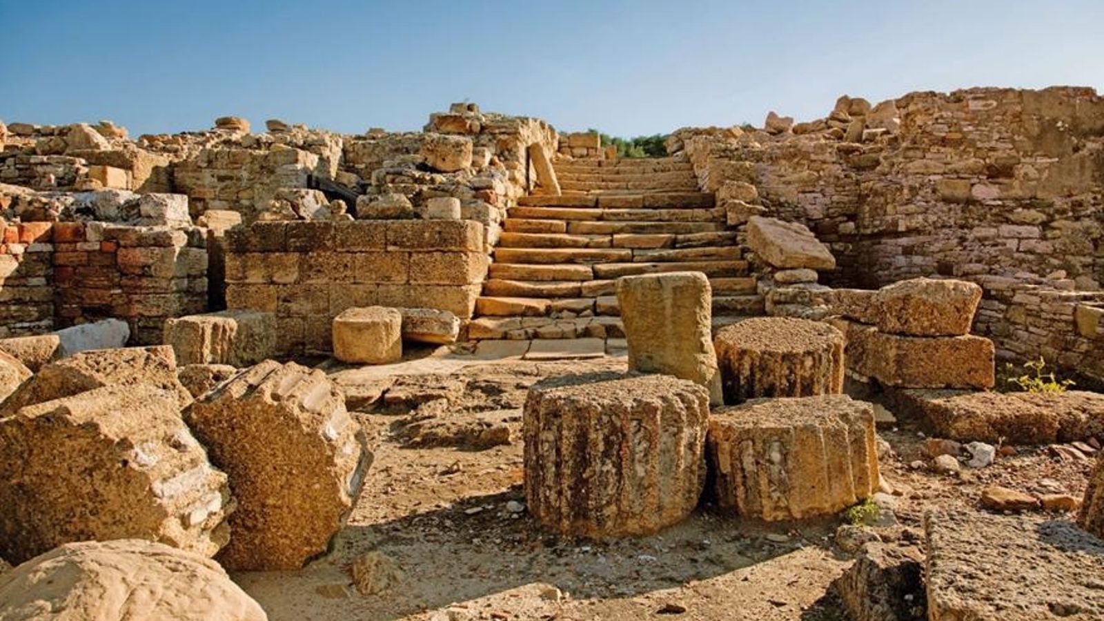 Vista parcial de la ciudad romana de Carteia.