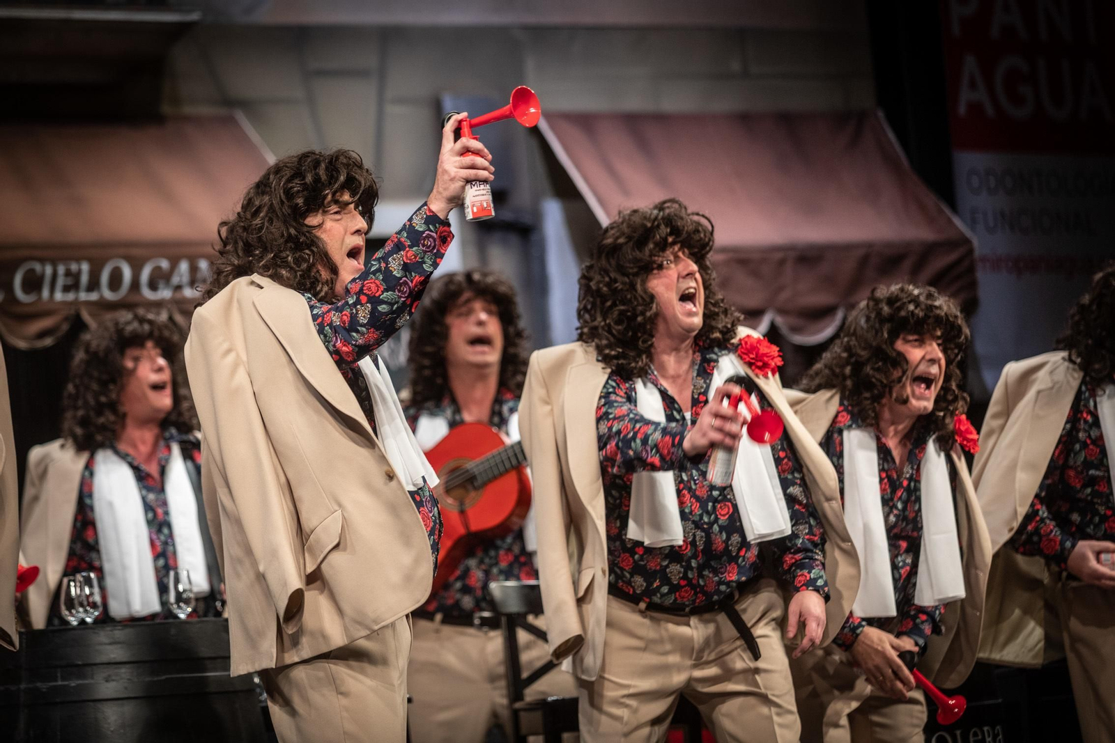 La chirigota del Selu 'Los quemasangre' cerraron a función