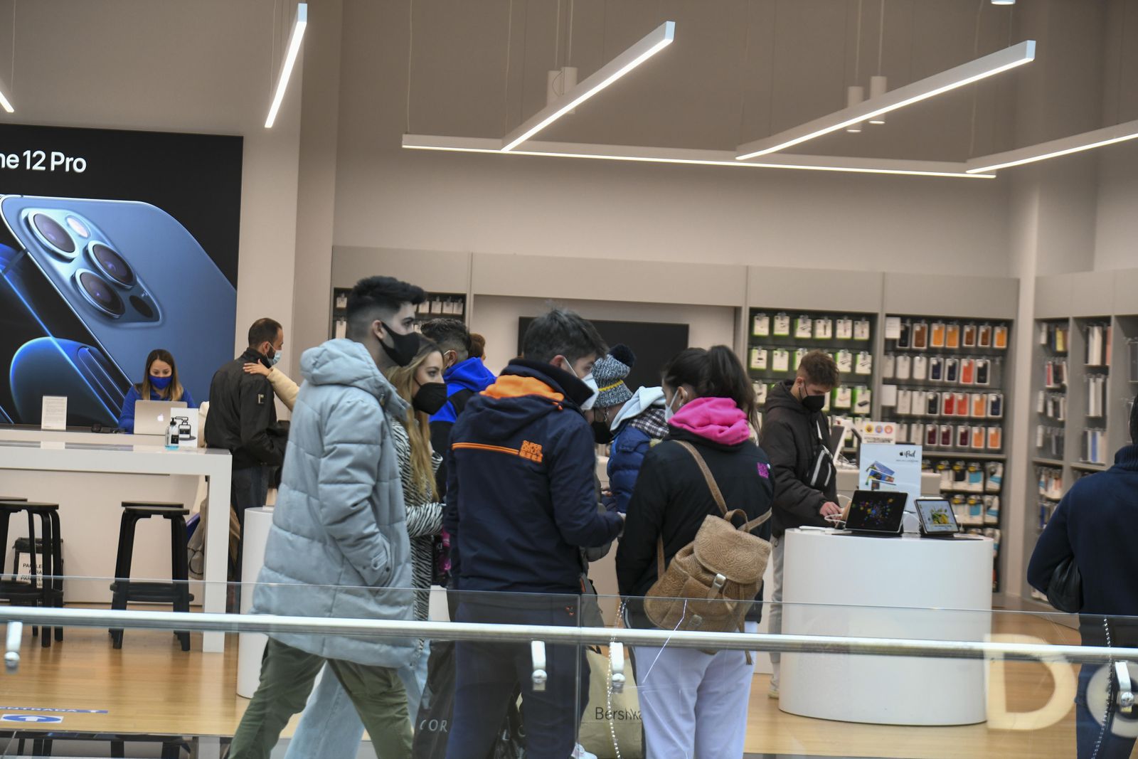 Fotos: las rebajas en el Nevada Shopping de Granada