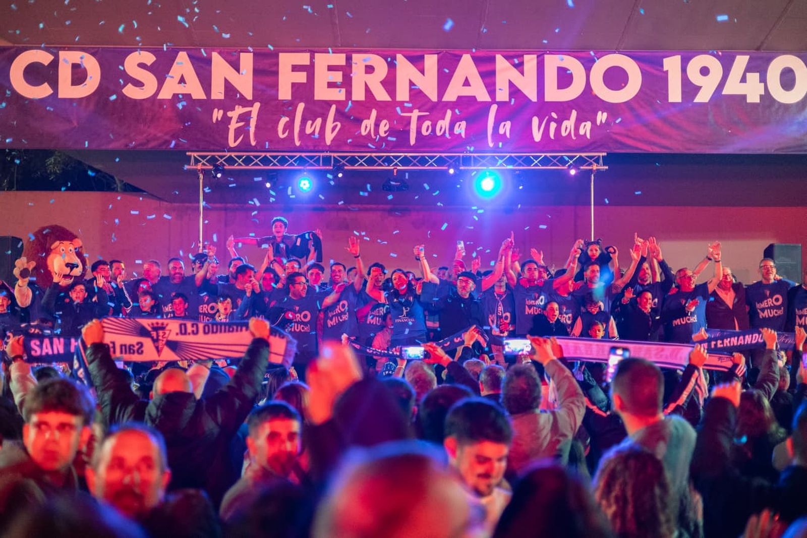 Imagen espectacular de la fiesta del San Fernando.
