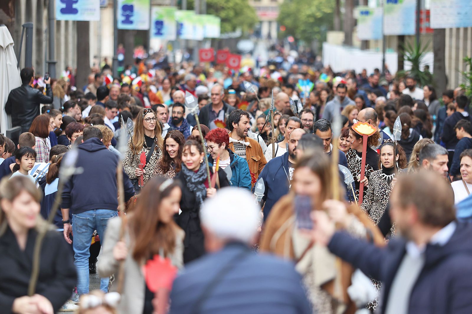 Imágenes del desfile “Un paseo por la historia”  de los niños del colegio Funcadia de Huelva