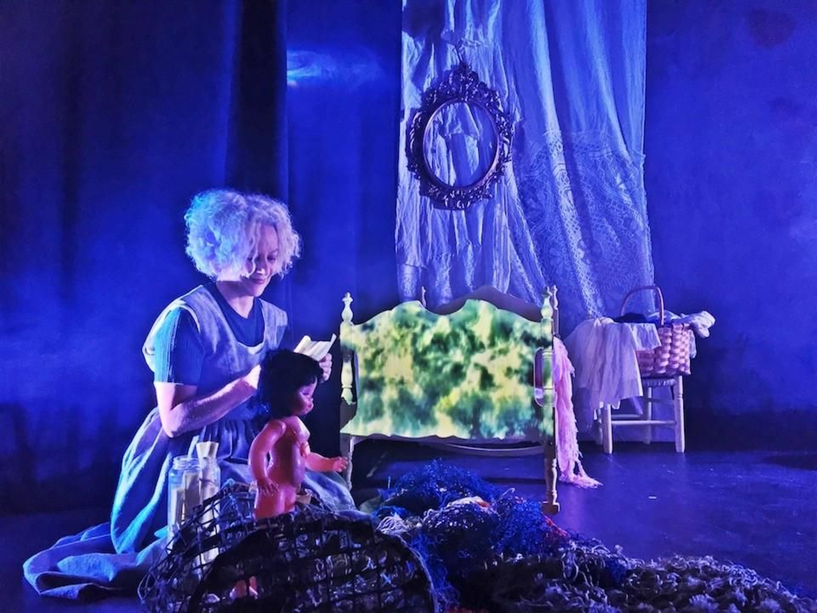 La obra sobre los hermanos Grimm de Escenoteca.