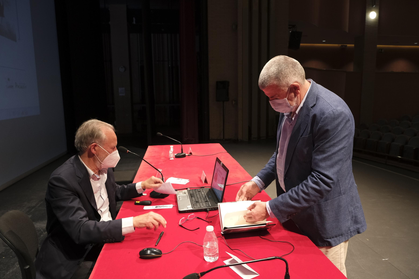Fotogalería El Diario de los Libros. Jorge Molist. Almería