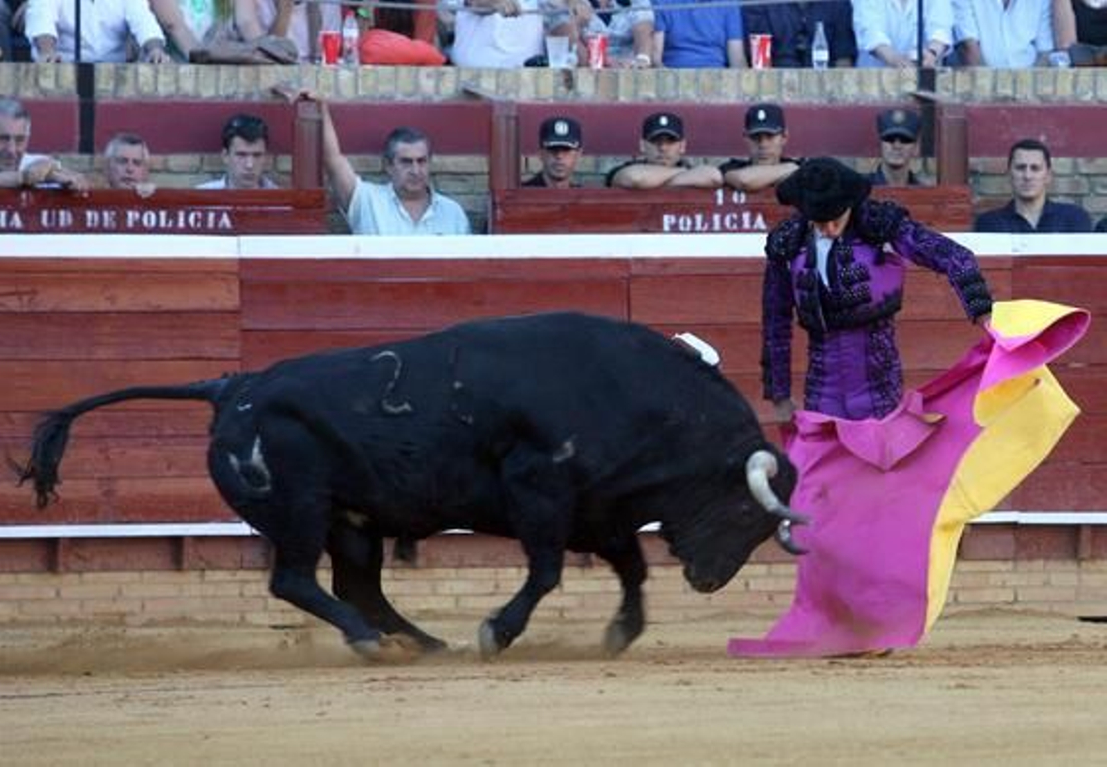 El Juli y Talavante se dan cita en la Merced en una tarde triunfal para ambos.

Foto: Espinola