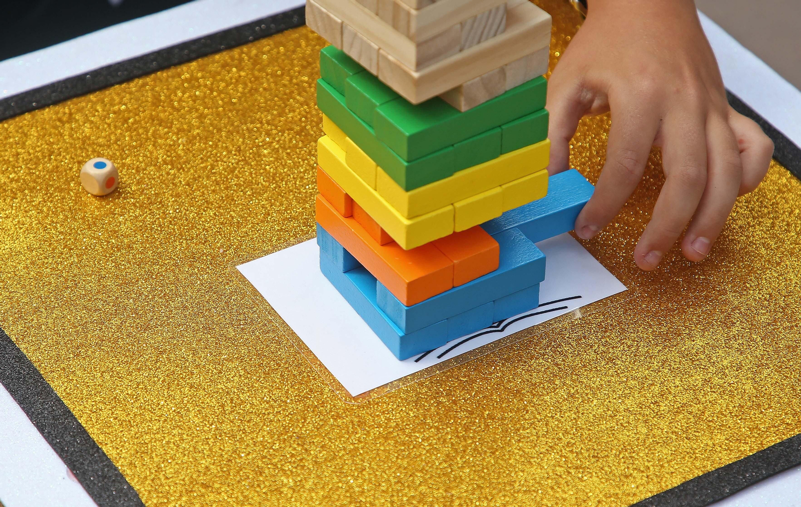 Fotos de la primera jornada de Diverciencia 2023 en Algeciras