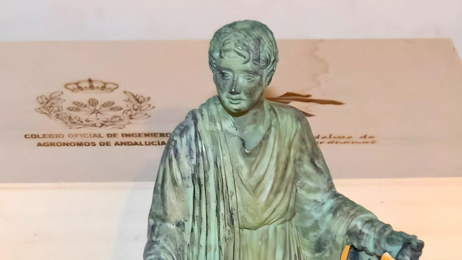 Imagen del galardón, una estatuilla en honor a Columela