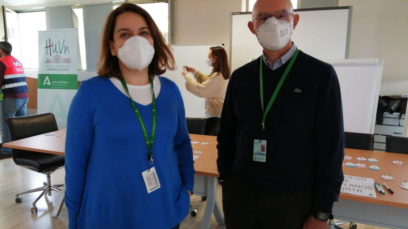 María Fernández Motilva, a la izquierda