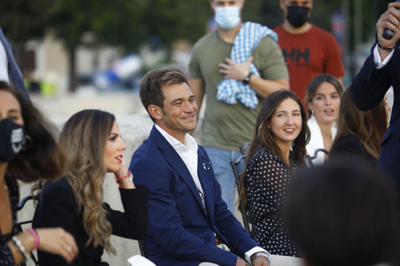 El desfile de Silbon por el Puente Romano de Córdoba, en imágenes