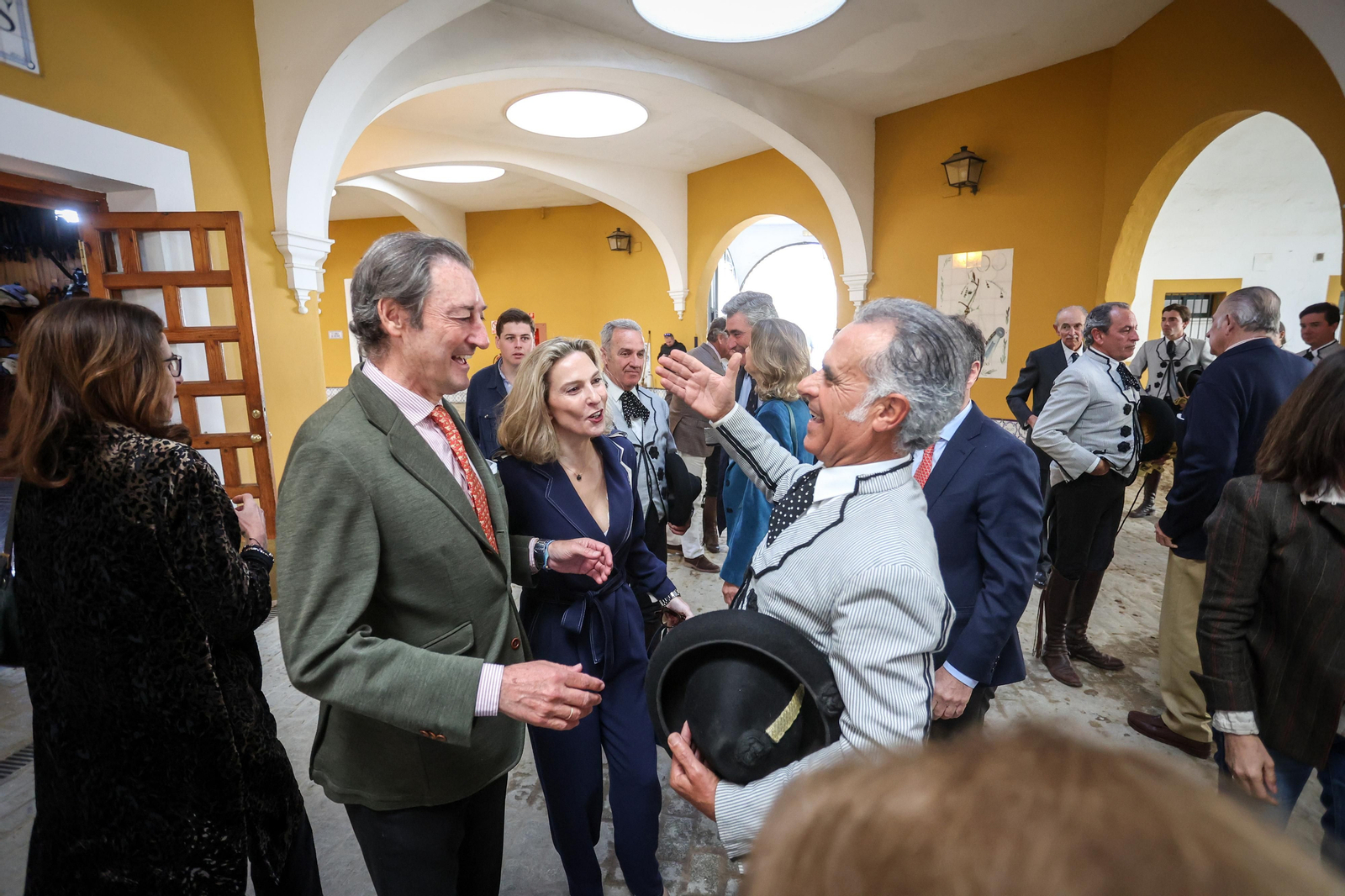 Emotiva despedida del jinete Manolo Ruíz en la Real Escuela