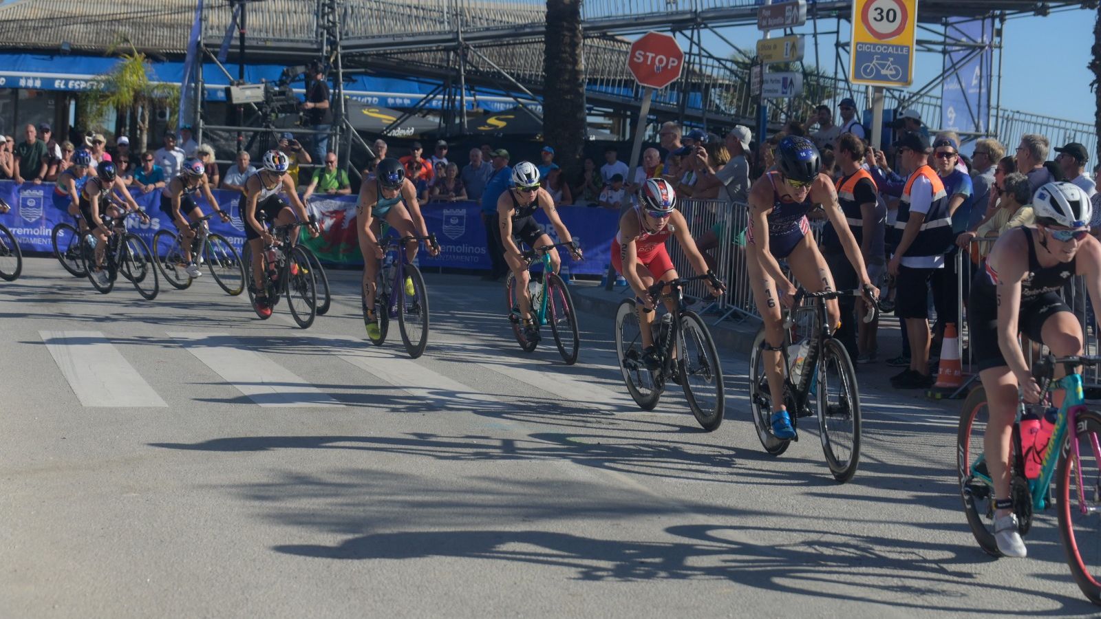 Series Mundiales de triatlón: Cassandre Beaugrand, nueva reina mundial