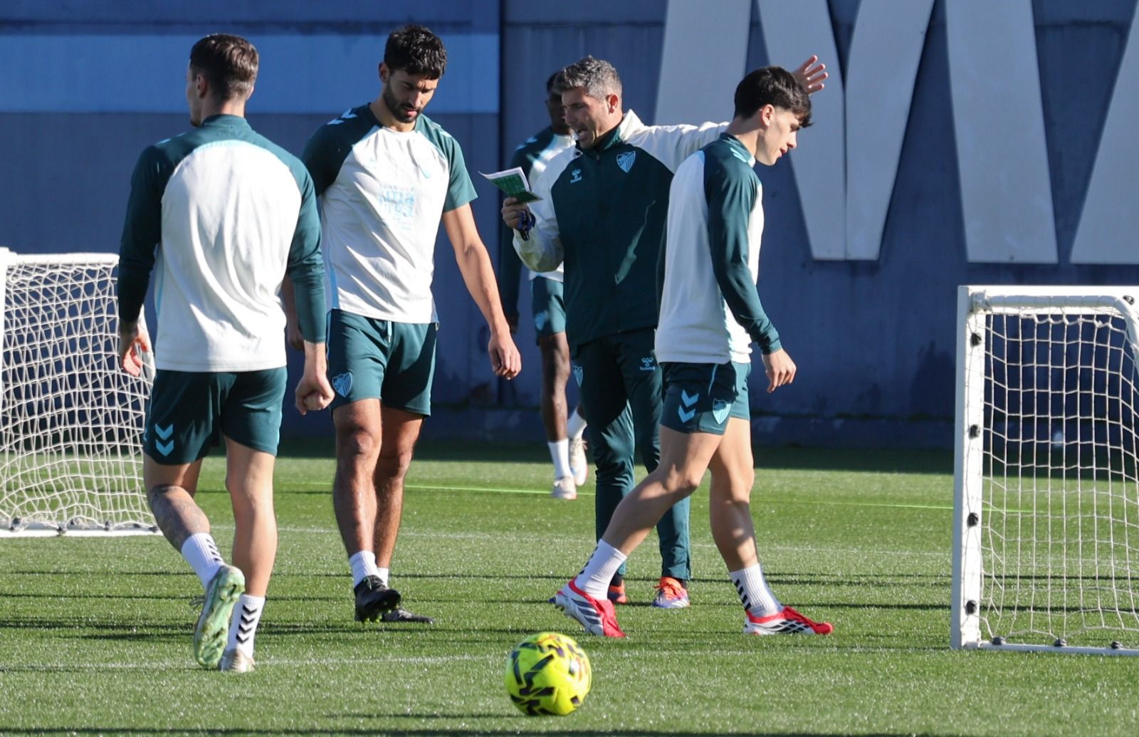 Entrenamiento Málaga CF: Carlos Puga y Haitam, bajas inesperadas
