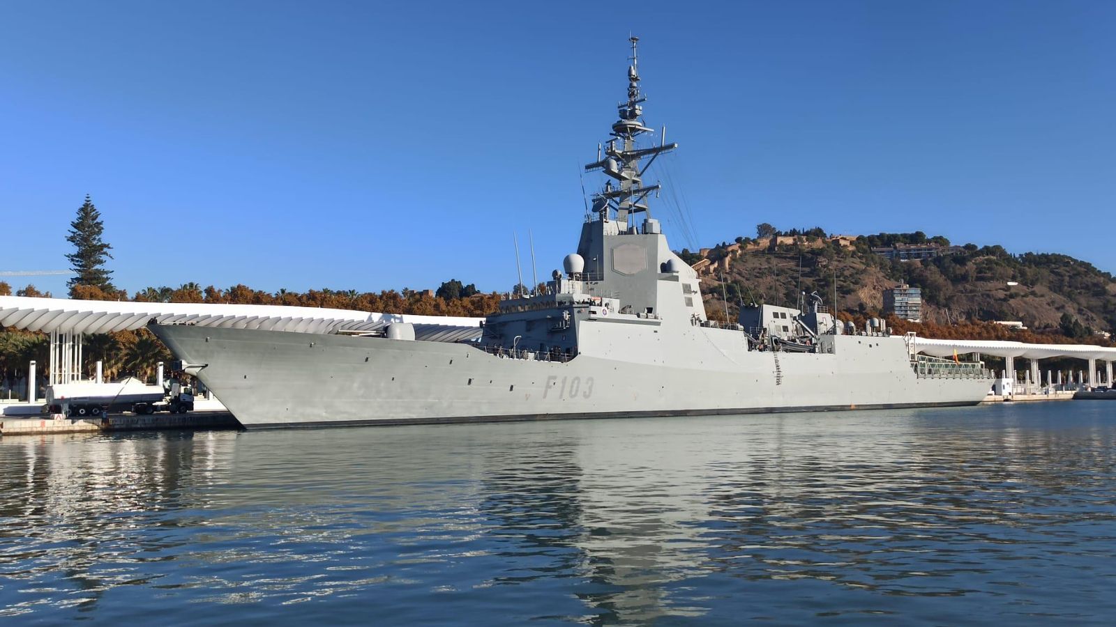 'Blas de Lezo', atracado en Málaga