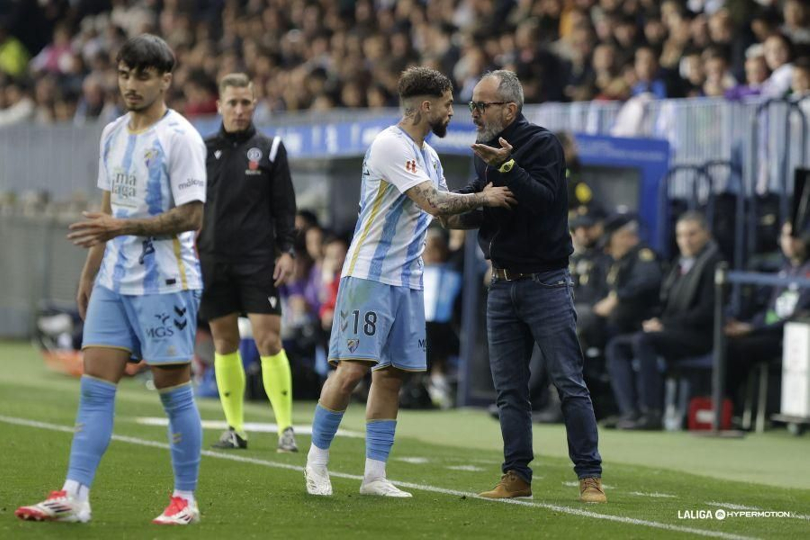 Álvaro Cervera dialoga con Dani Sánchez