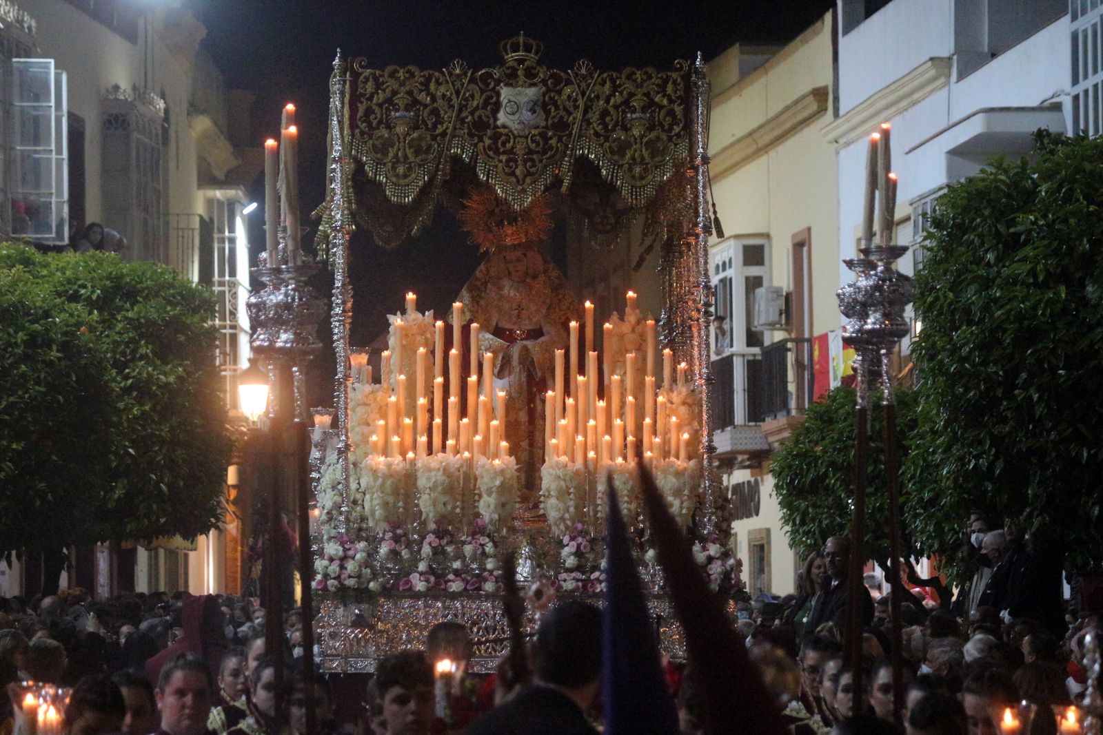 Las imágenes del Miércoles Santo en Puerto Real: Hermandad de la Vera-Cruz