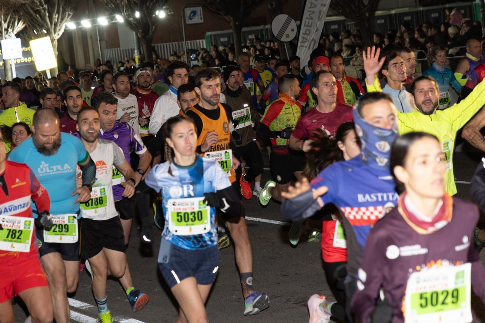 Encuéntrate en la salida de la Carrera de San Antón 2026 (1), en imágenes