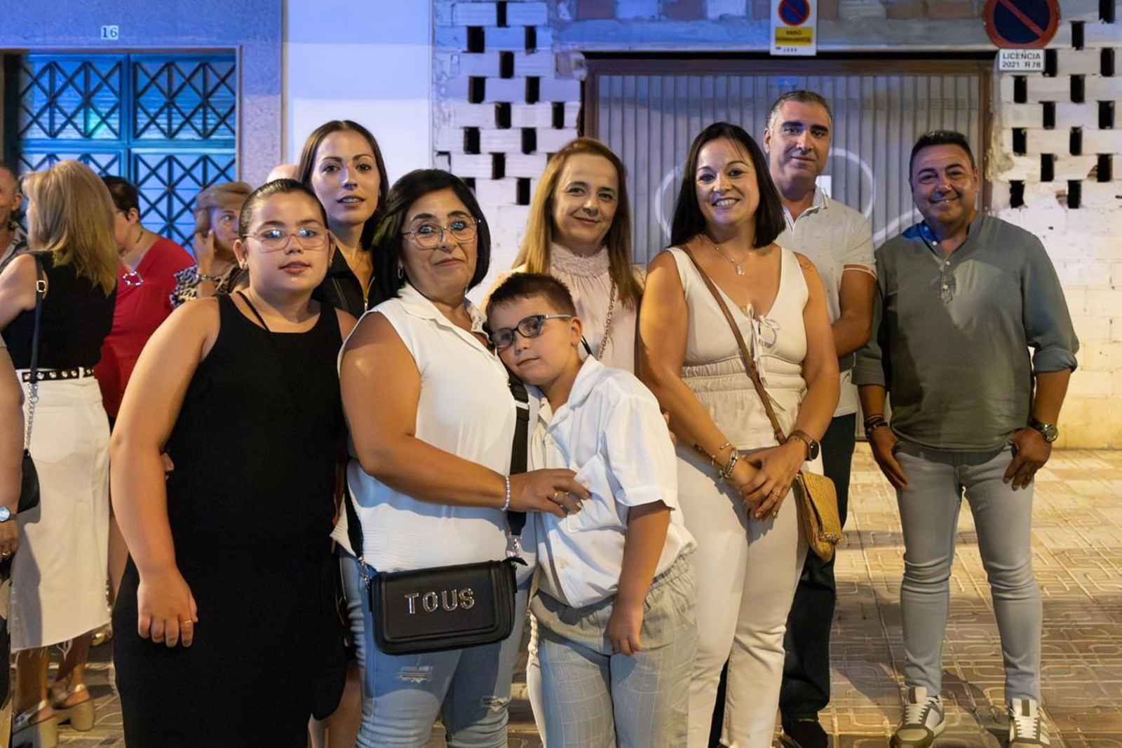 Pasacalles inaugural, fuegos artificiales e iluminación de la portada de feria y del recinto ferial de la Feria de San Bartolomé en Martos