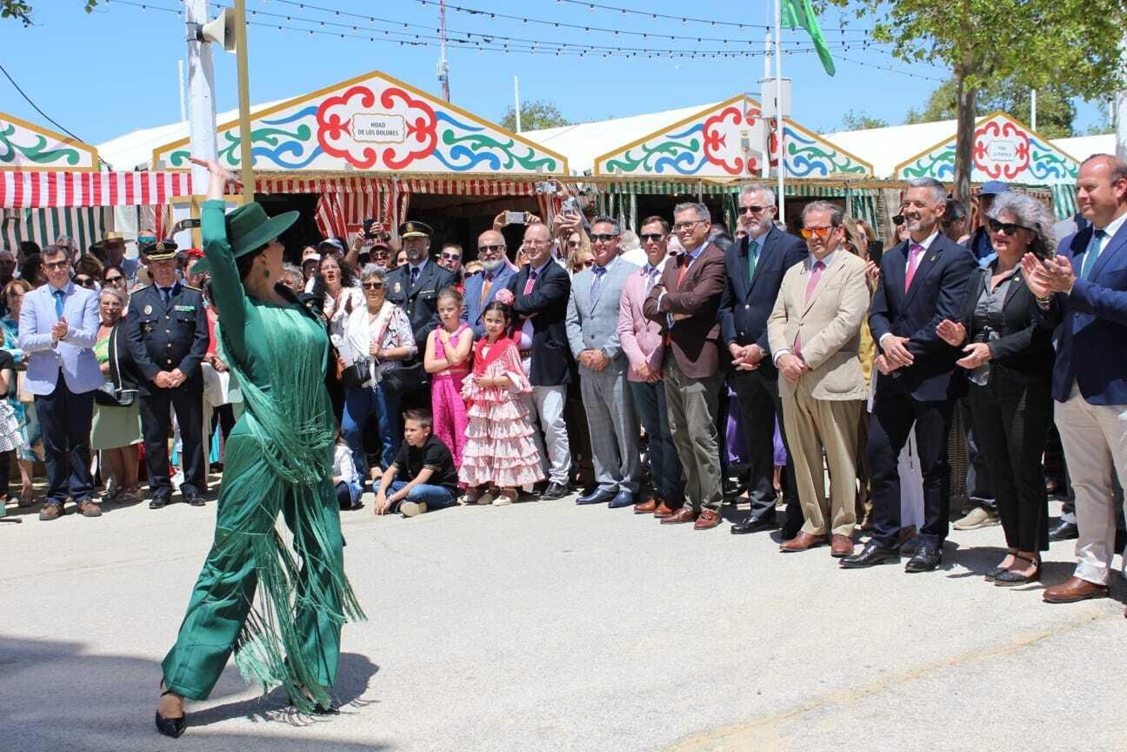 La Feria de Rota 2024: las imágenes de la inauguración de este miércoles 1 de mayo