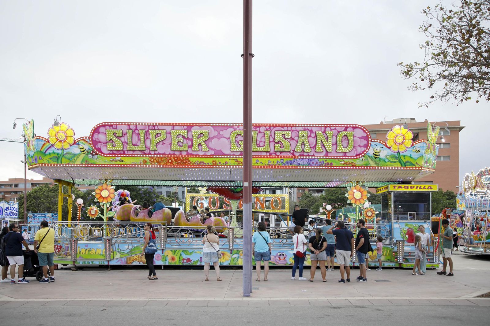 Las imágenes del lunes en la Feria de Almería sin ruidos