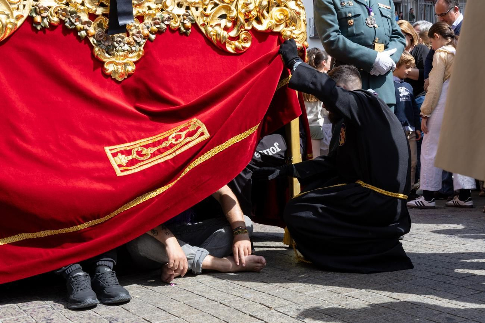 Los jiennenses acuden un año más al encuentro de Nuestro Padre Jesús