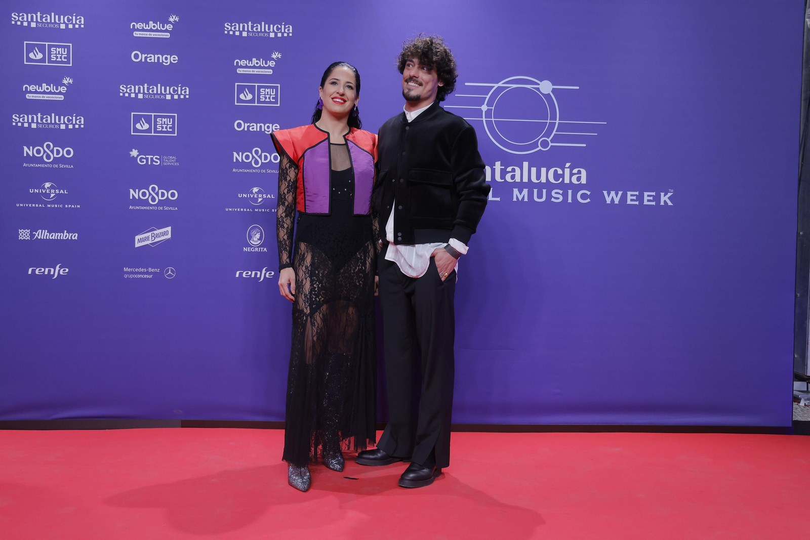 Famosos y artistas en la alfombra roja de la gala del flamenco en los 'Santalucía Universal Music Week'