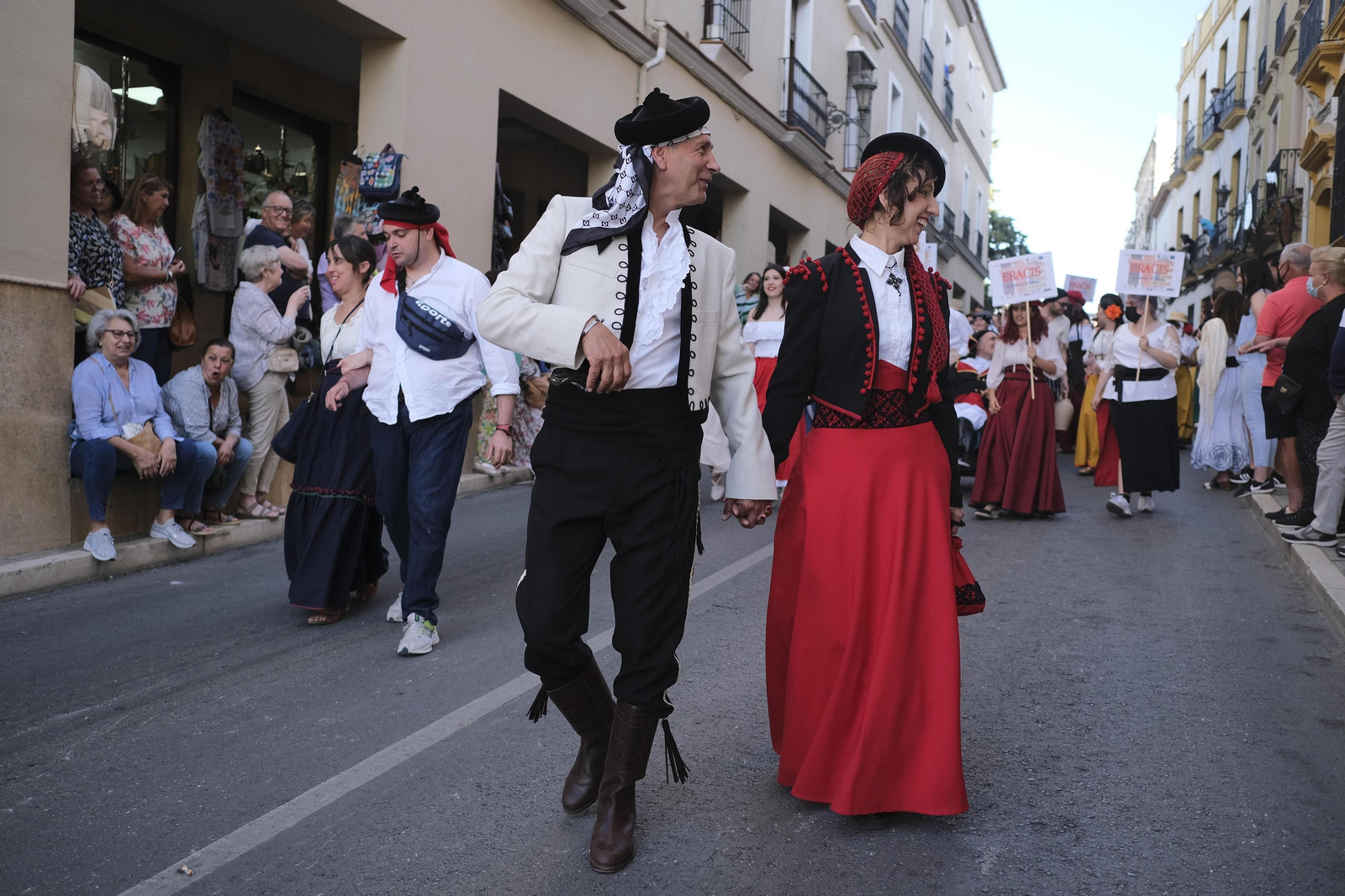 Pasacalles de Ronda Romántica, en fotos