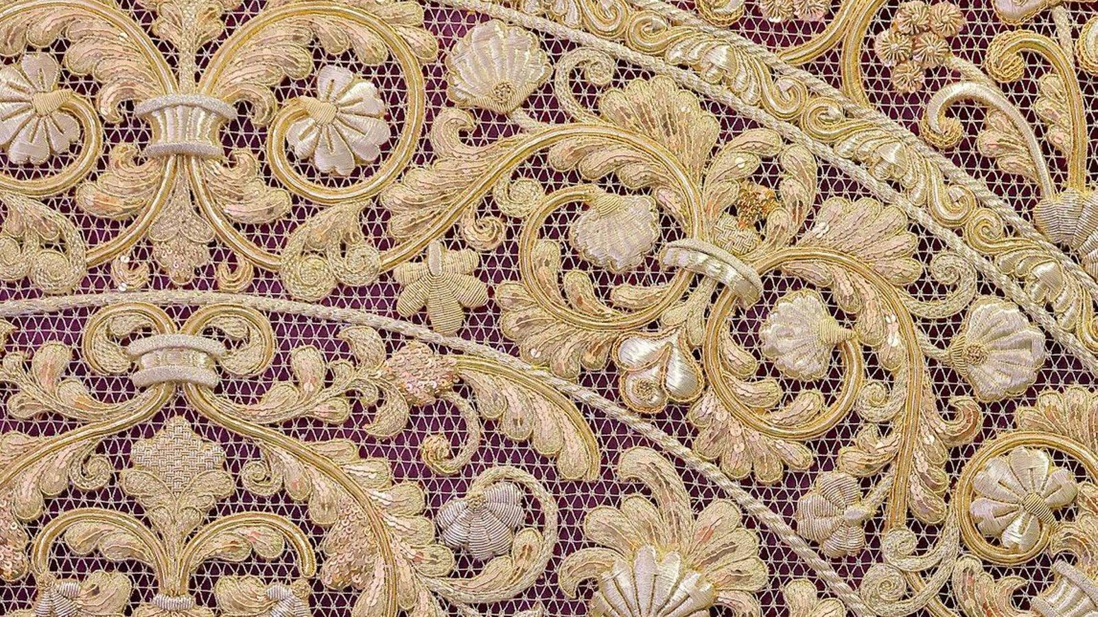 Otro detalle de la nueva saya