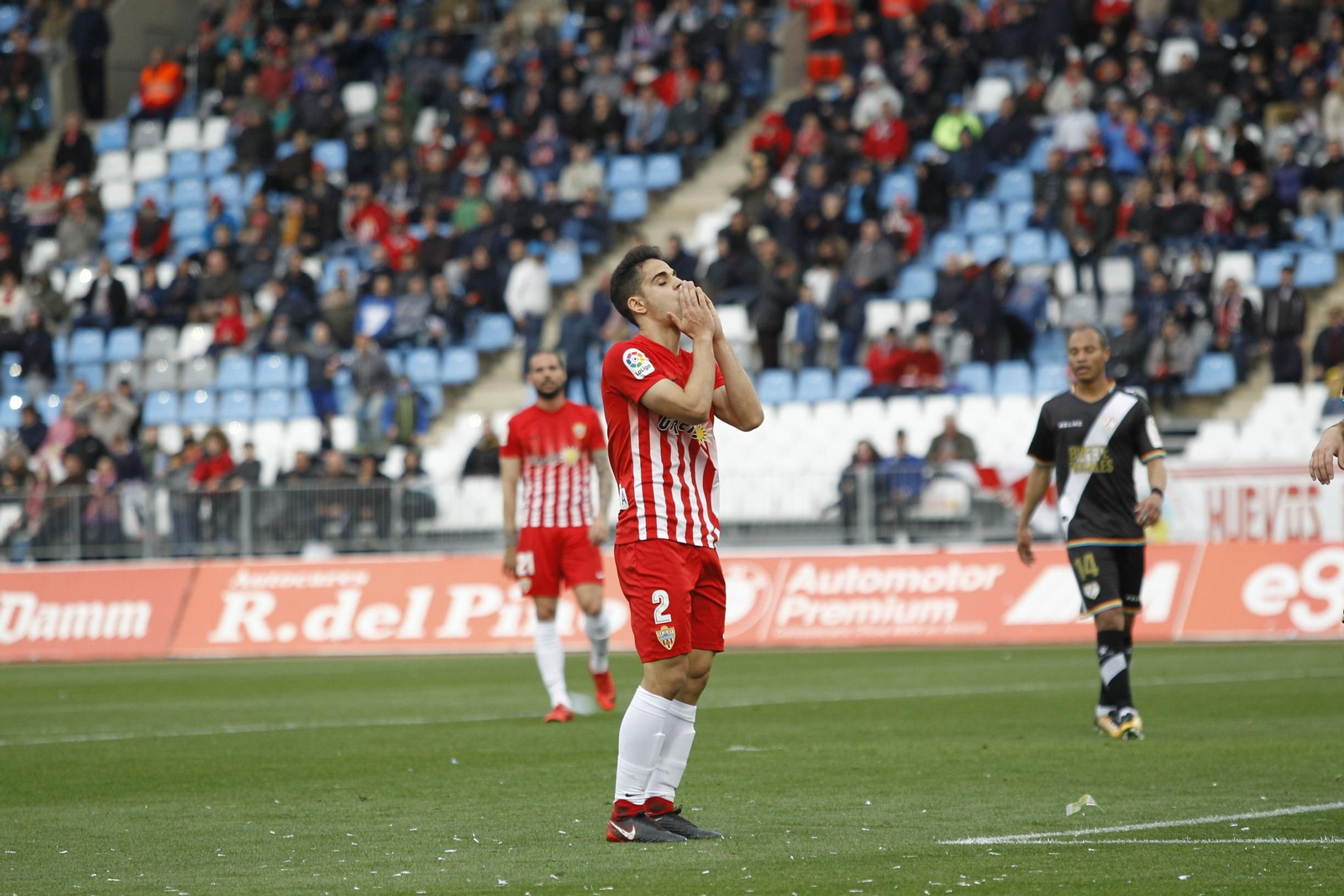 El UD Almería-Rayo Vallecano, en imágenes