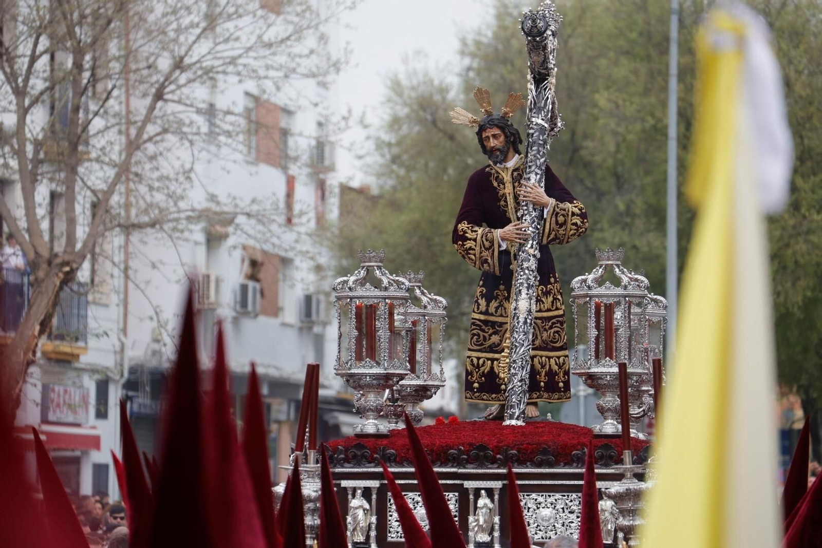 La procesión de la Vera-Cruz de Córdoba en este Domingo de Ramos, en imágenes