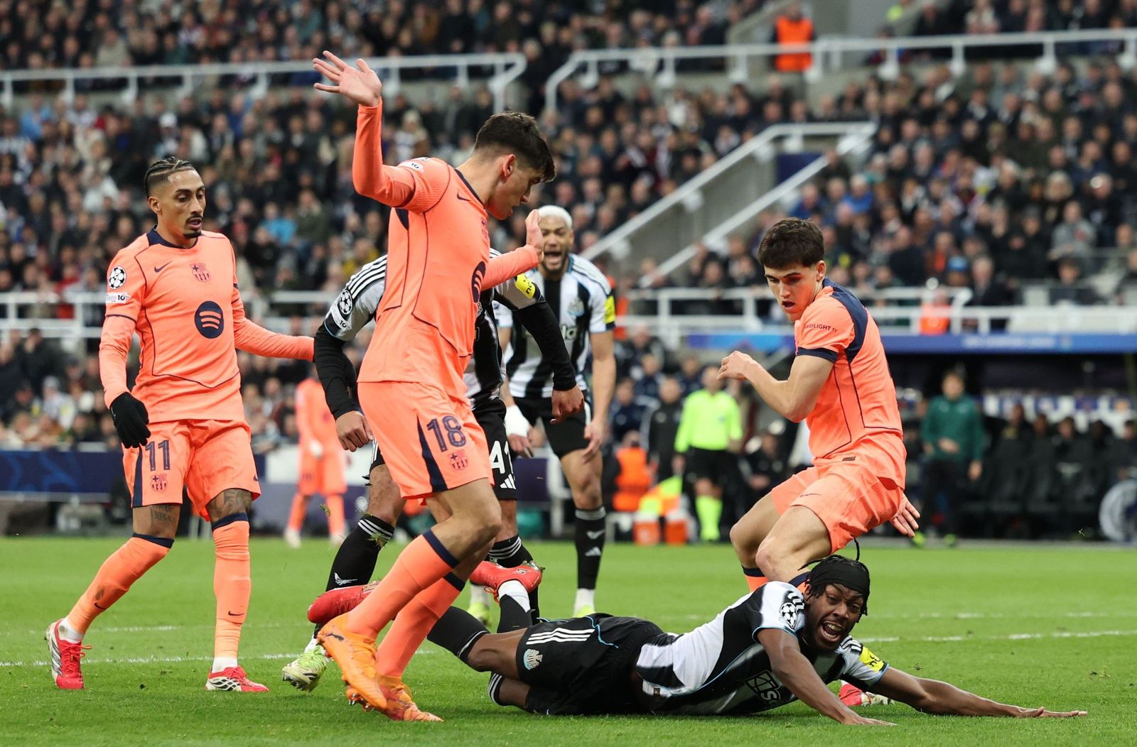 Las fotos del Newcastle-Barcelona