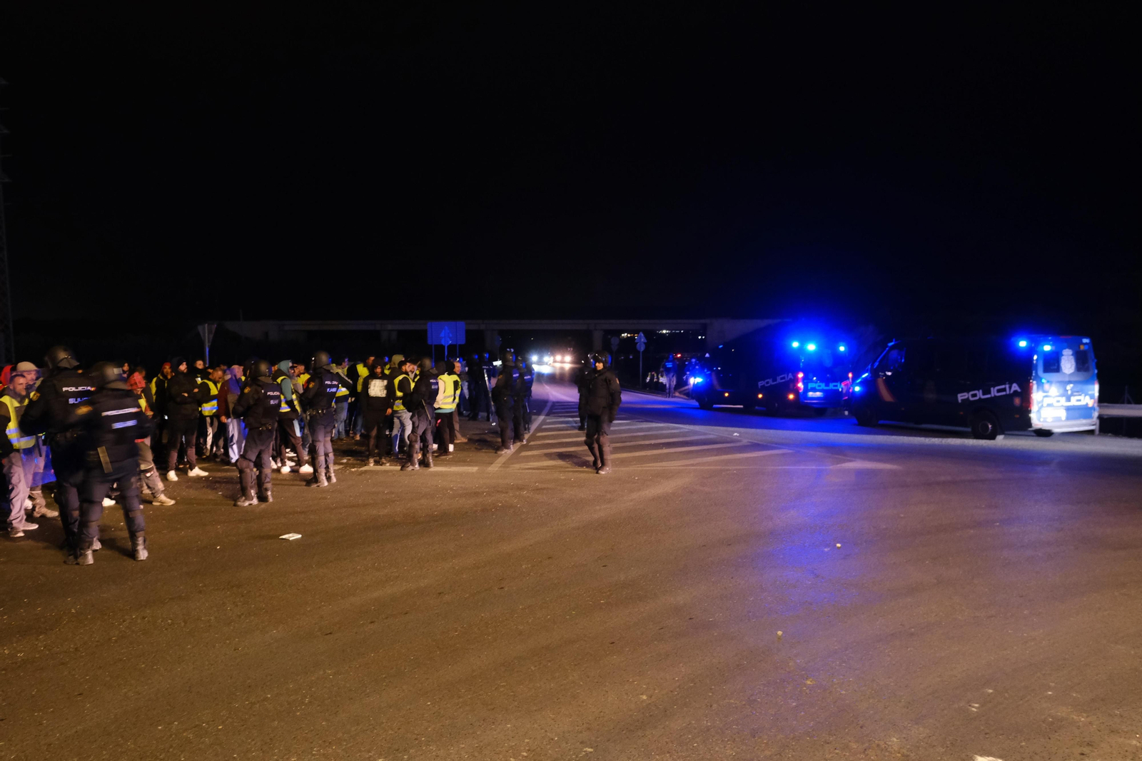 La jornada de protesta de los agricultores en Antequera, en fotos