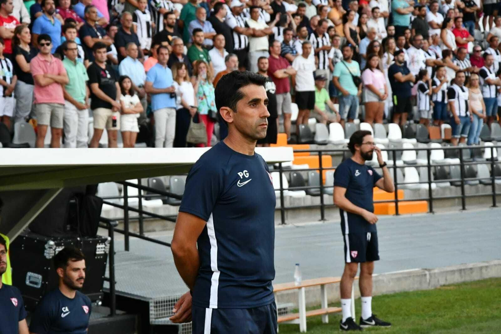 Paco Gallardo, entrenador del Sevilla Atlético.