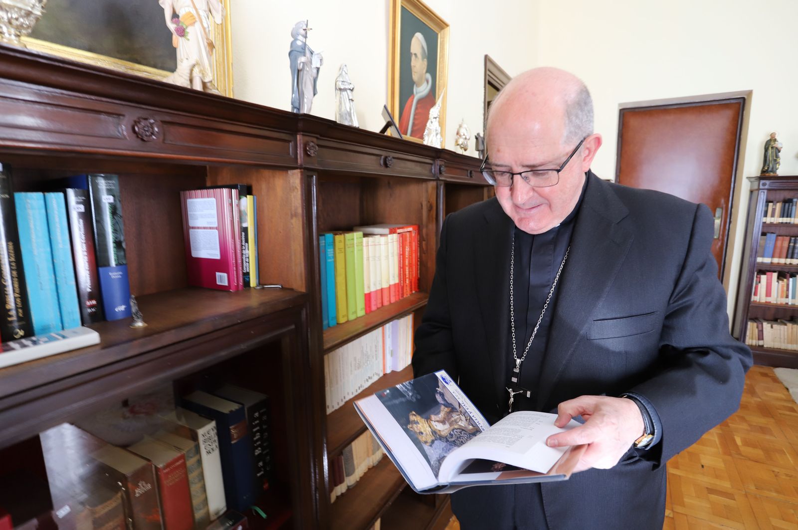 Santiago Gómez, obispo de Huelva.