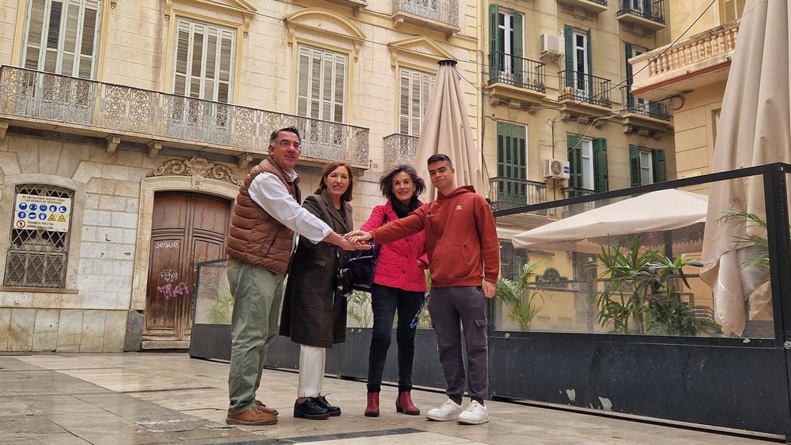 Cuatro malagueños unen fuerzas en la Plaza Mitjana.
