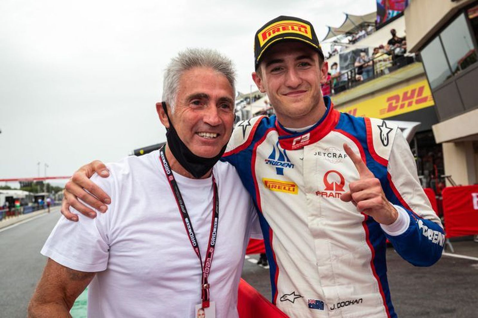 Jack Doohan, junto a su padre, el gran Mick Doohan.