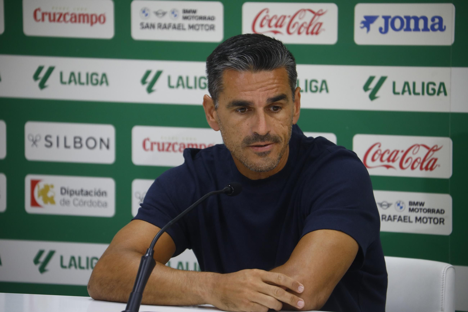 Las mejores fotos de la presentación de Ignasi Vilarrasa como nuevo jugador del Córdoba CF