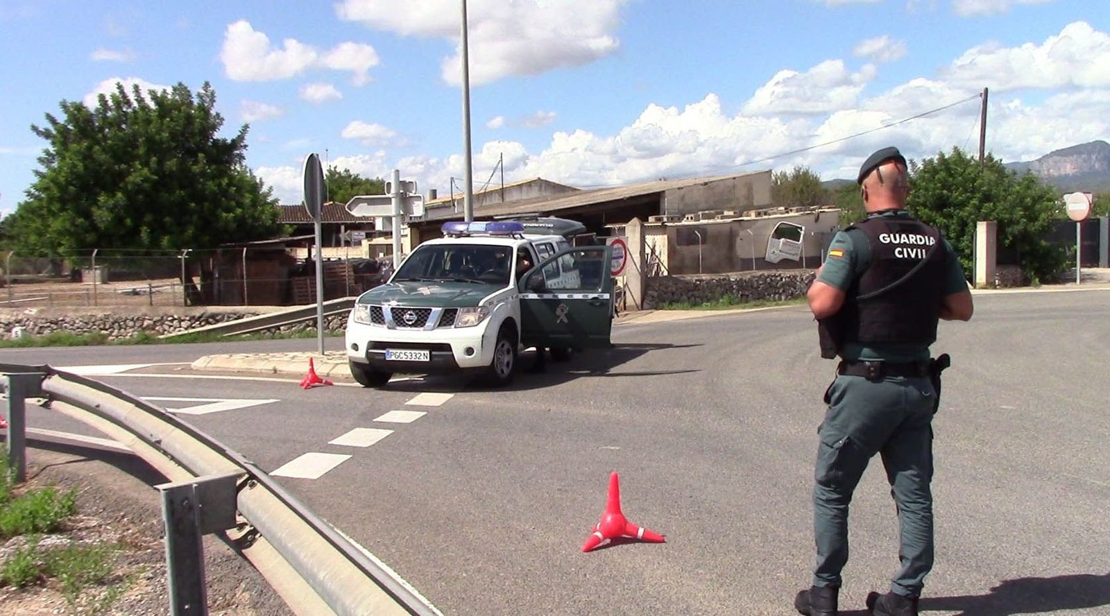 Dos muertos y un herido grave tras ser apaleados en una pedanía de Elche.