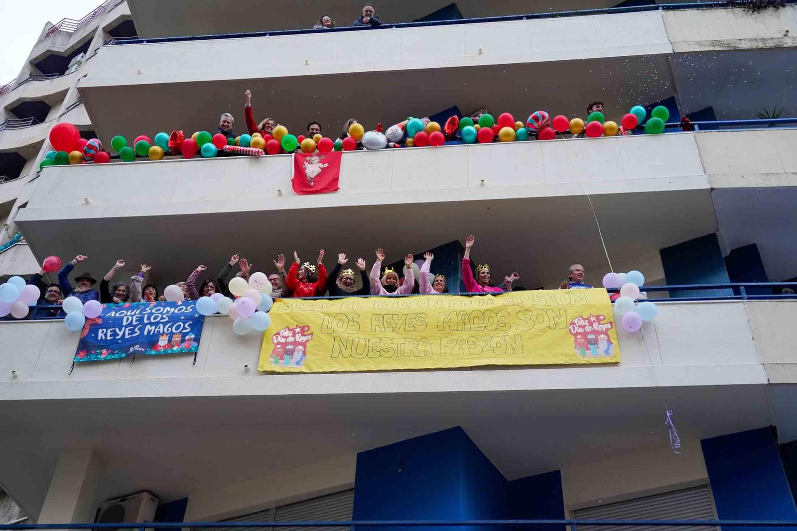 Imágenes de la Cabalgata de los Reyes Magos en Huelva