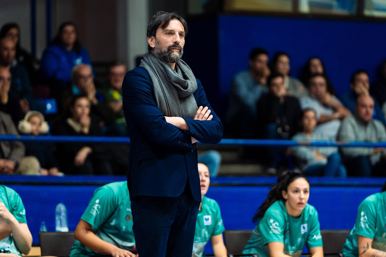 El CAB Estepona da vida al Movistar Estudiantes (85-60)
