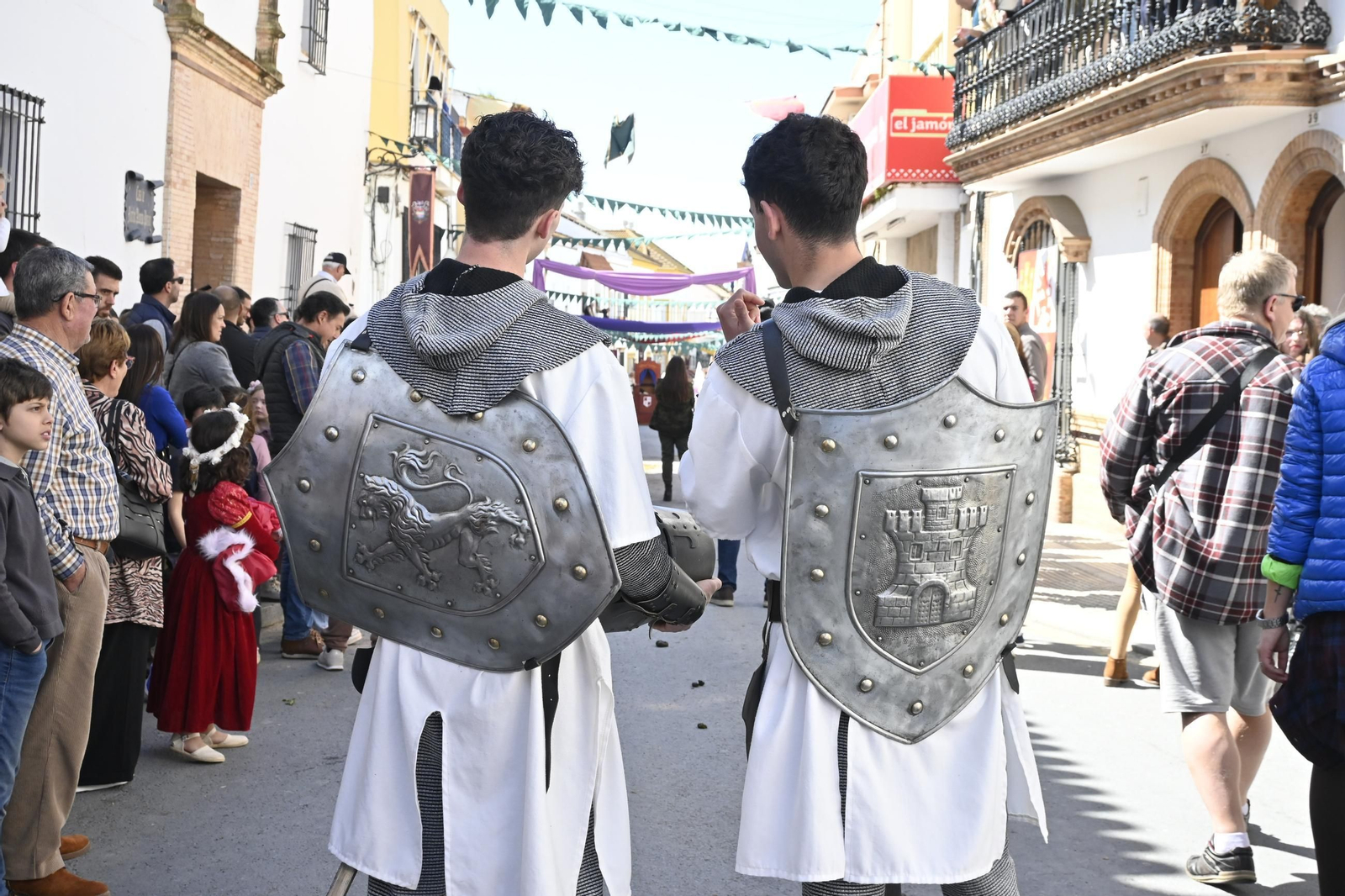 Las mejores imágenes de la Feria Medieval del Descubrimiento en Palos de la Frontera 2025